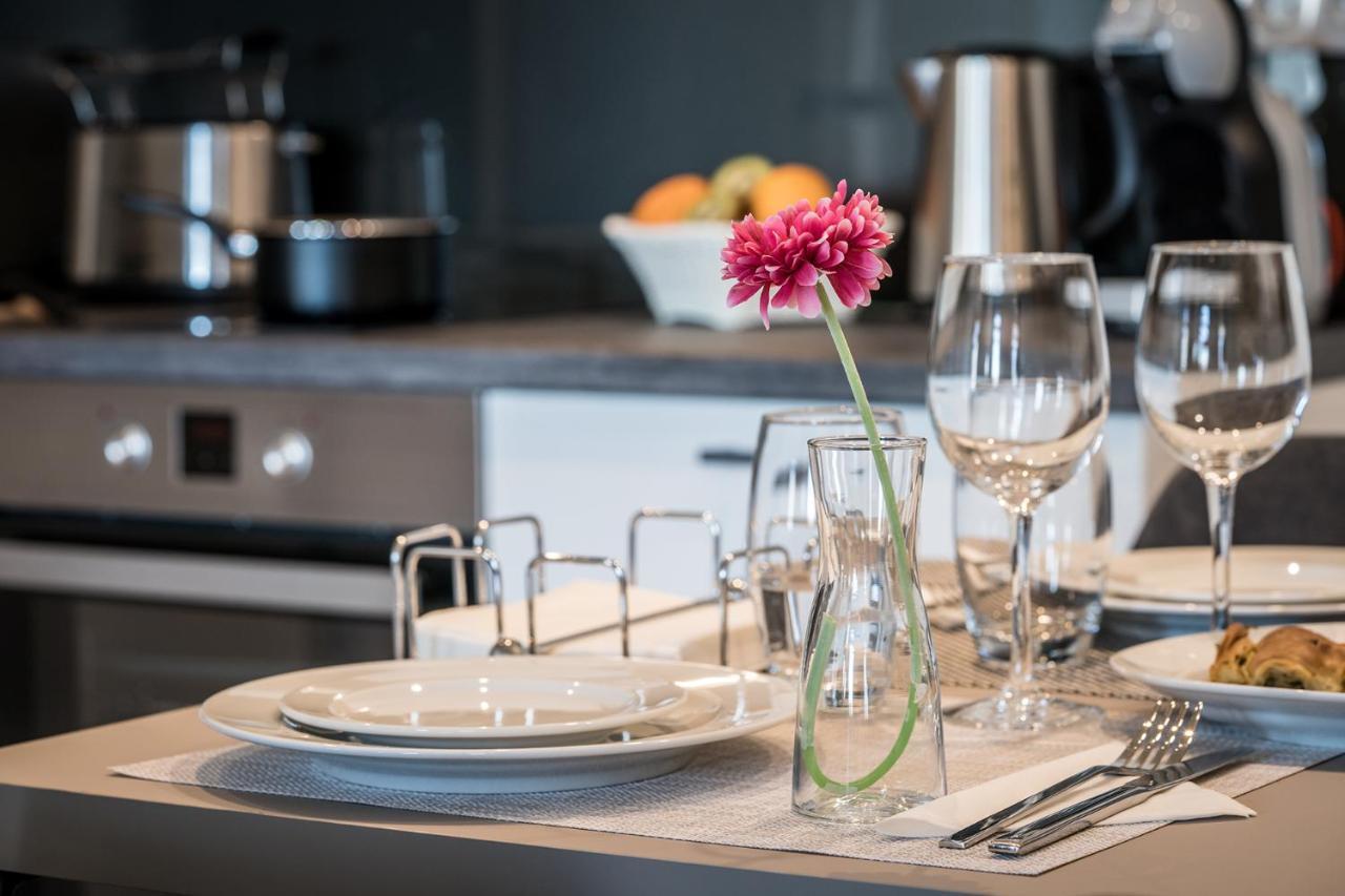 Urban Nest - Suites & Apartments Афіни Екстер'єр фото